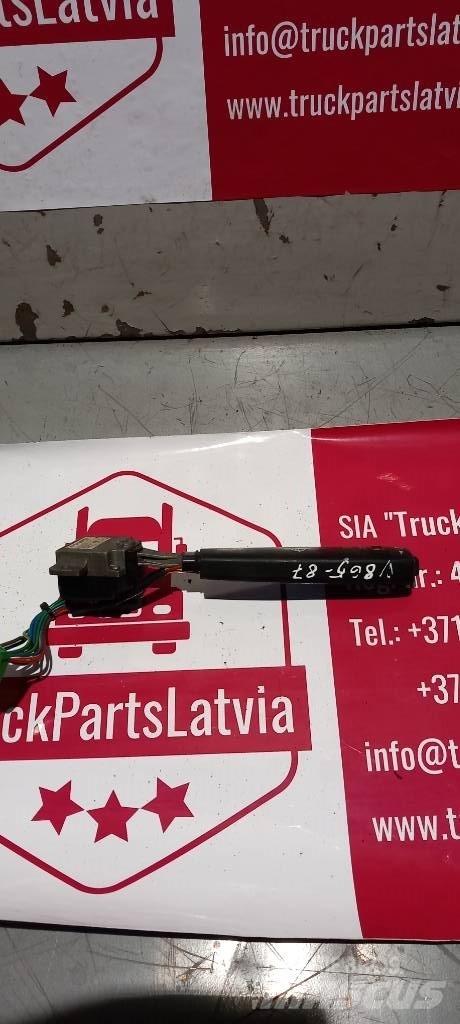 Volvo FH 12.     20553788 Kabiny a interiér