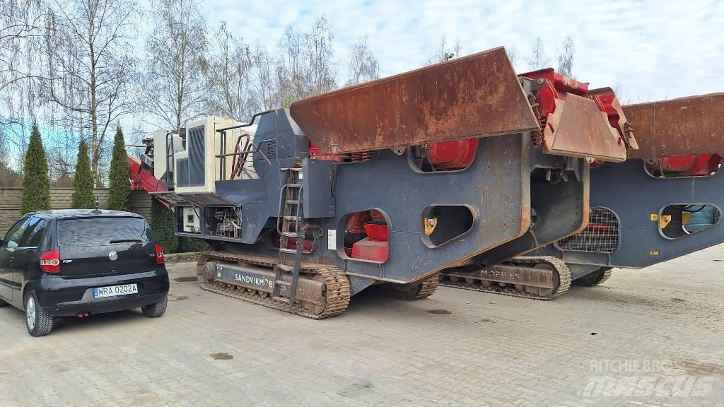 Sandvik QJ 241 Mobilní drtiče