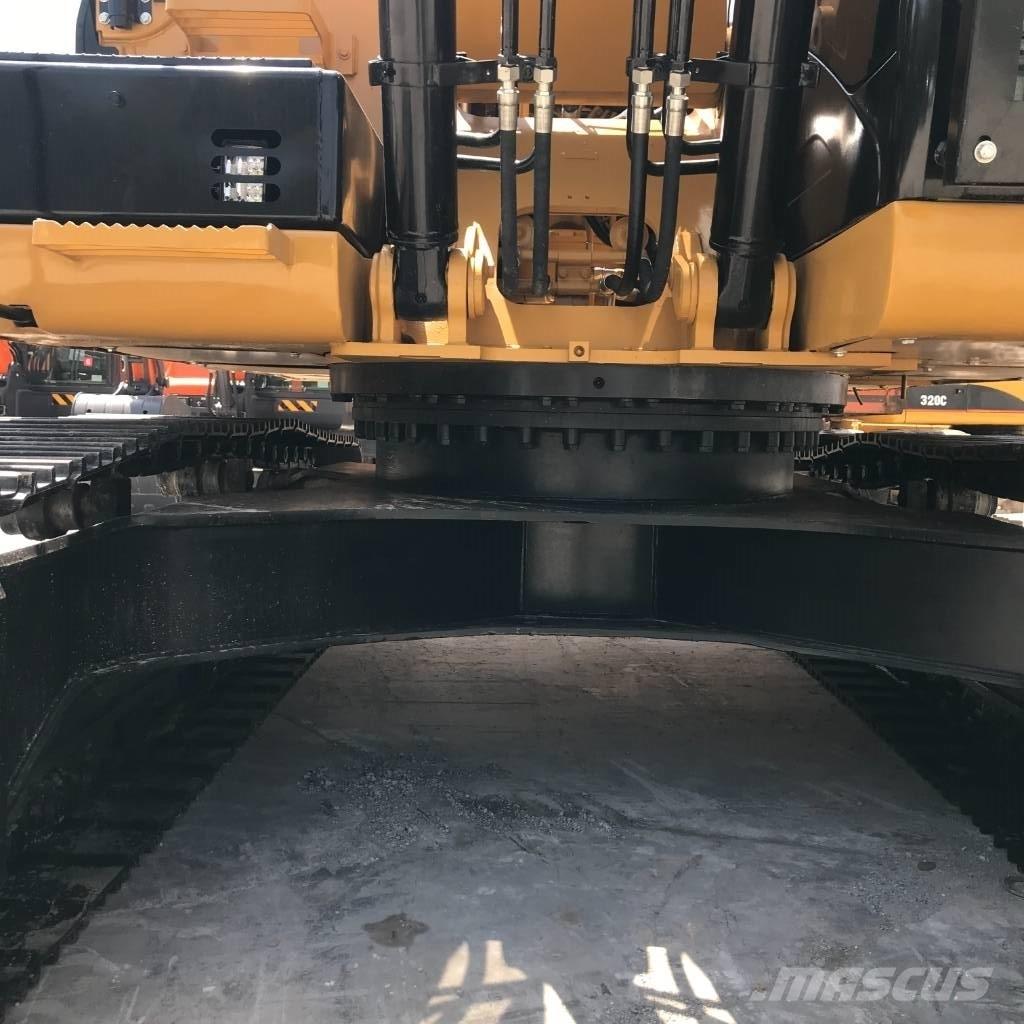 CAT 320 D L Pásová rýpadla