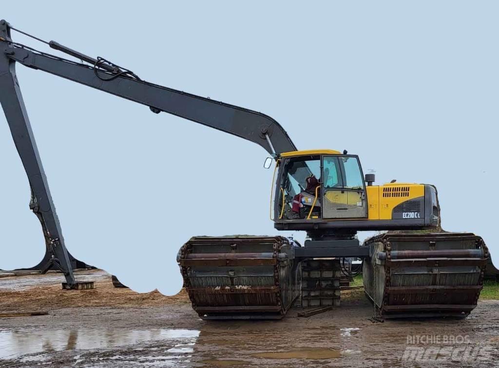 Volvo EC 210 C L Obojživelná rypadla
