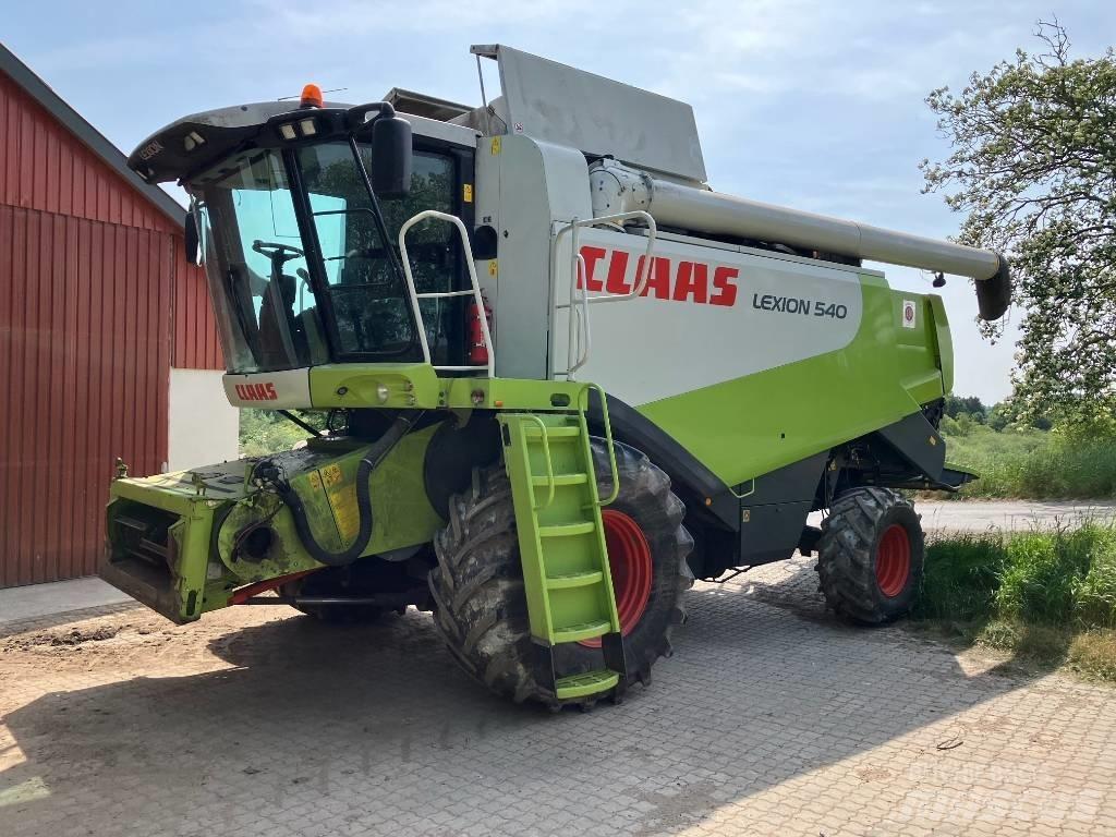 CLAAS Lexion 540 Sklízecí mlátičky