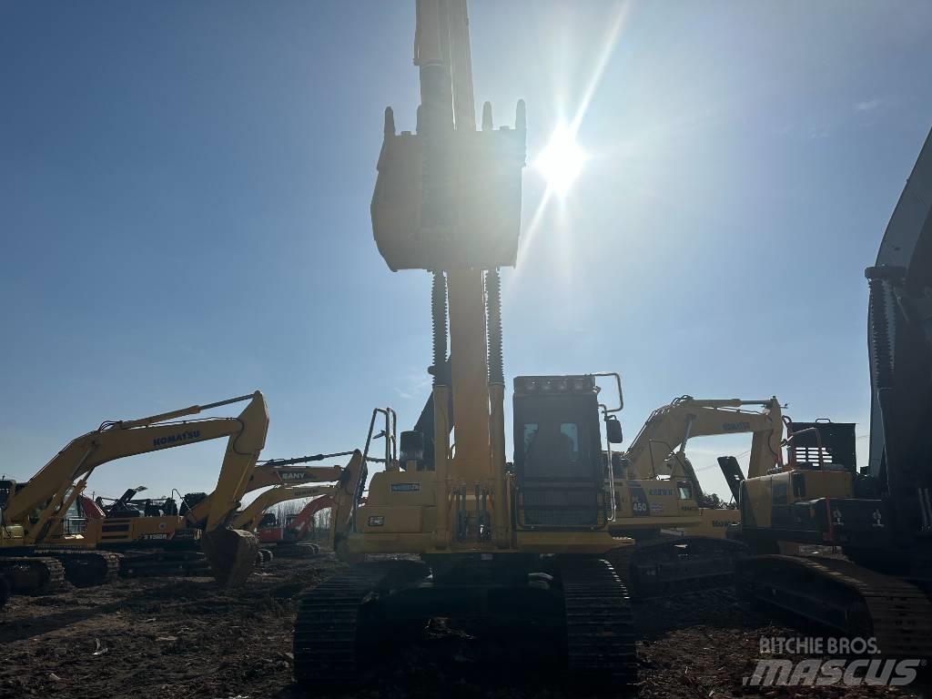 Komatsu PC 350-7 Pásová rýpadla