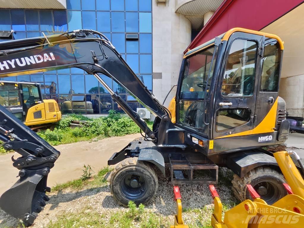 Hyundai Robex 60 W Kolová rýpadla