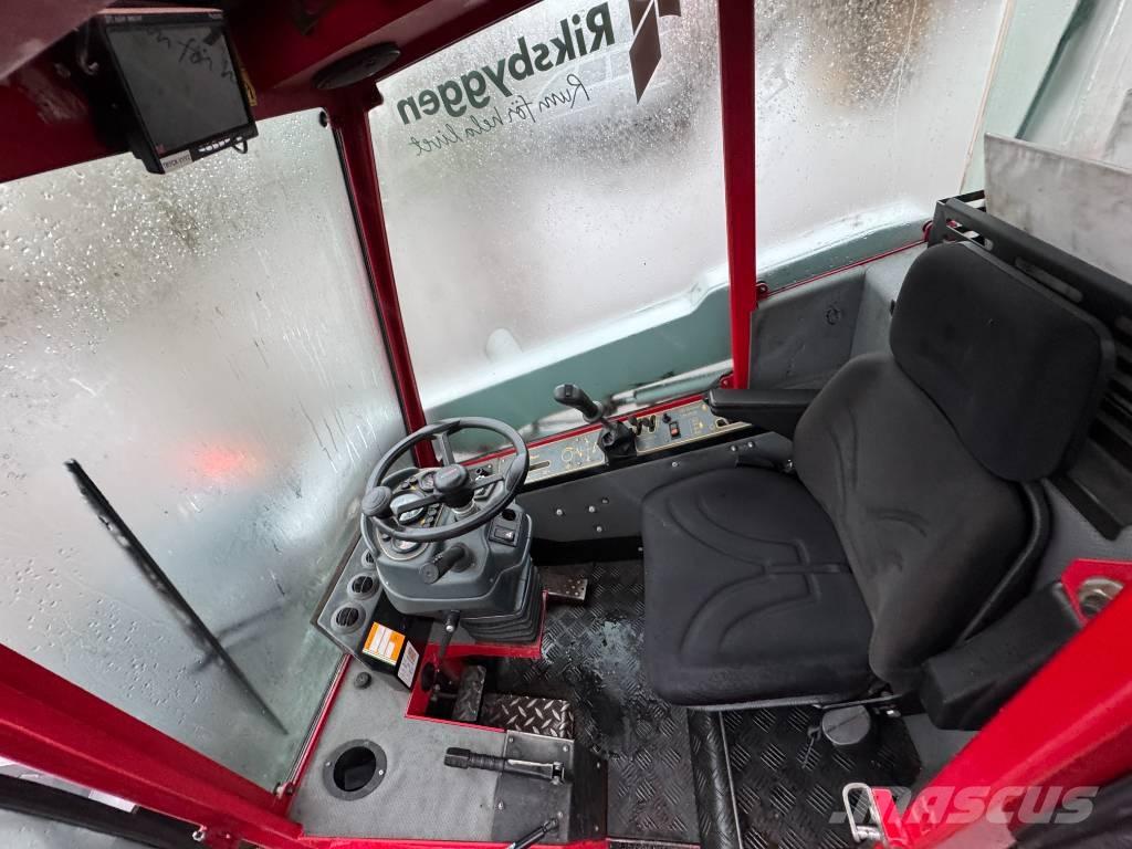 Timan Tool-Trac 245 Užitkové stroje