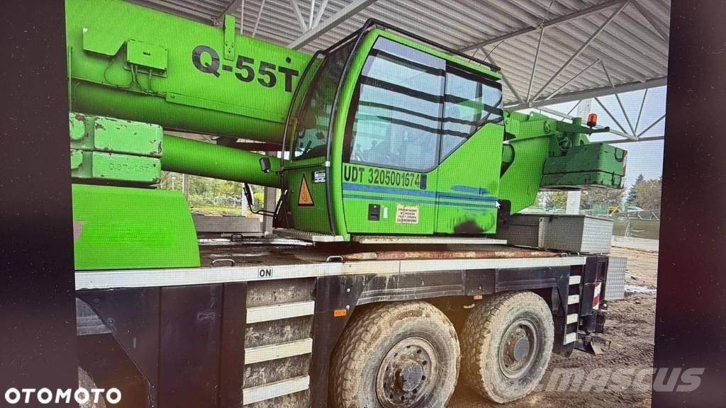 Liebherr LTM 1055 Jeřáby pro těžký terén