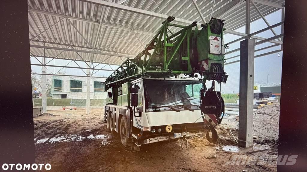 Liebherr LTM 1055 Jeřáby pro těžký terén