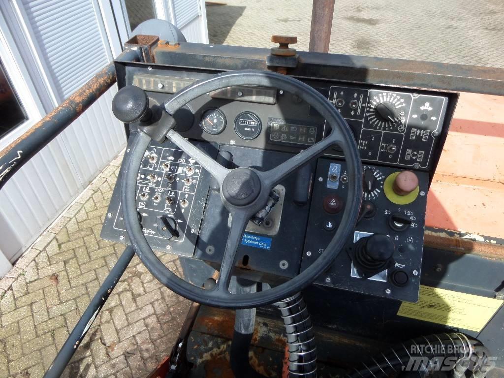 Dynapac F 8-4W Finišery
