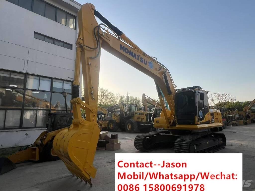 Komatsu PC 220 Pásová rýpadla