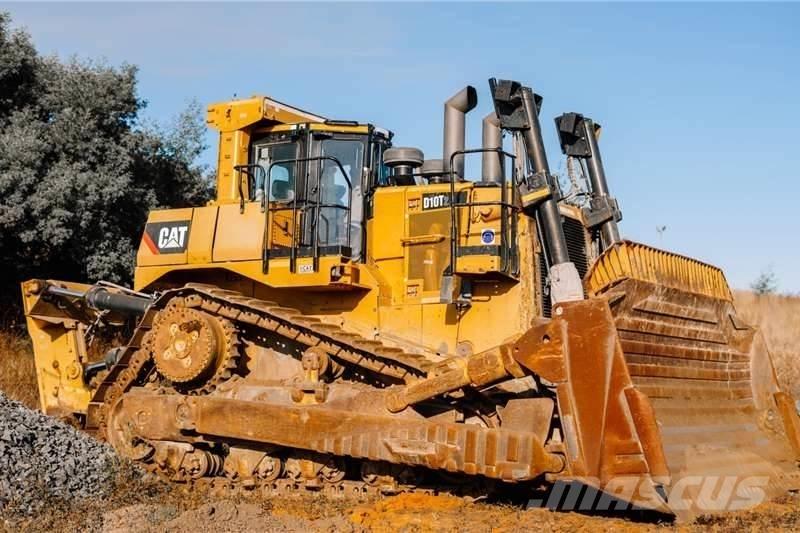 CAT D10T Pásové dozery