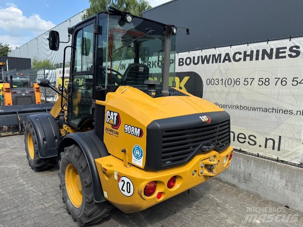CAT 908 M Kolové nakladače
