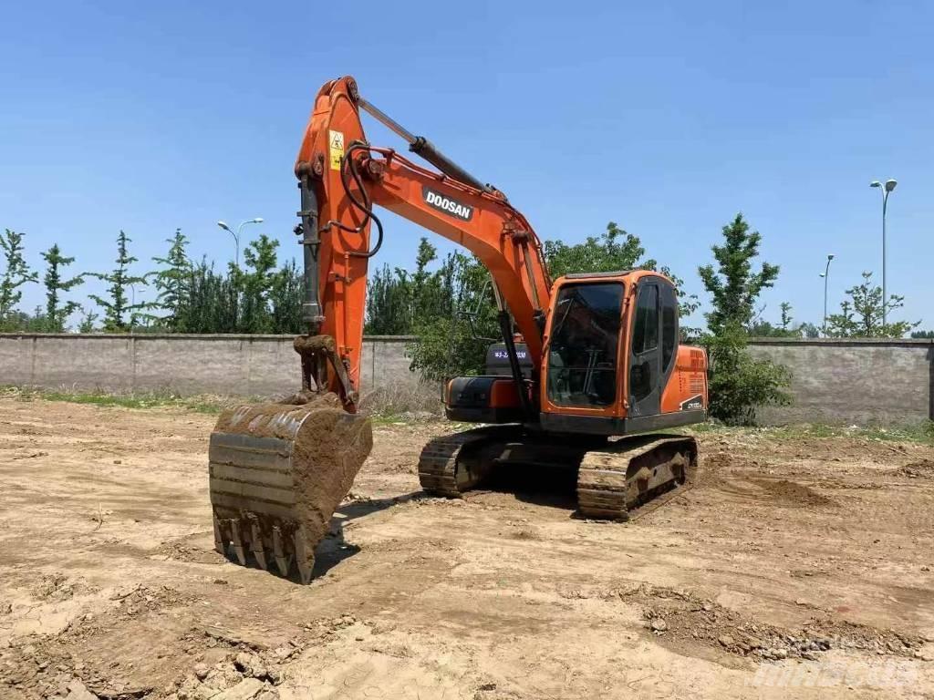 Doosan DX 130-9C Pásová rýpadla