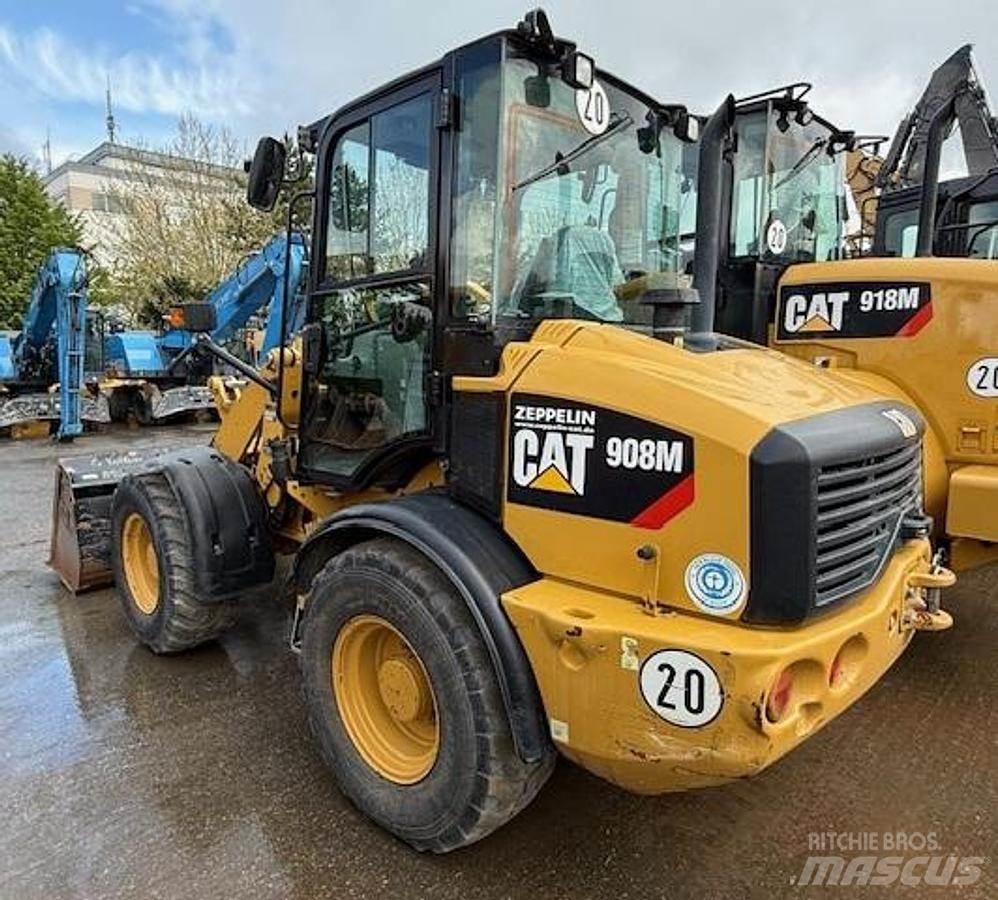 CAT 908M Kolové nakladače