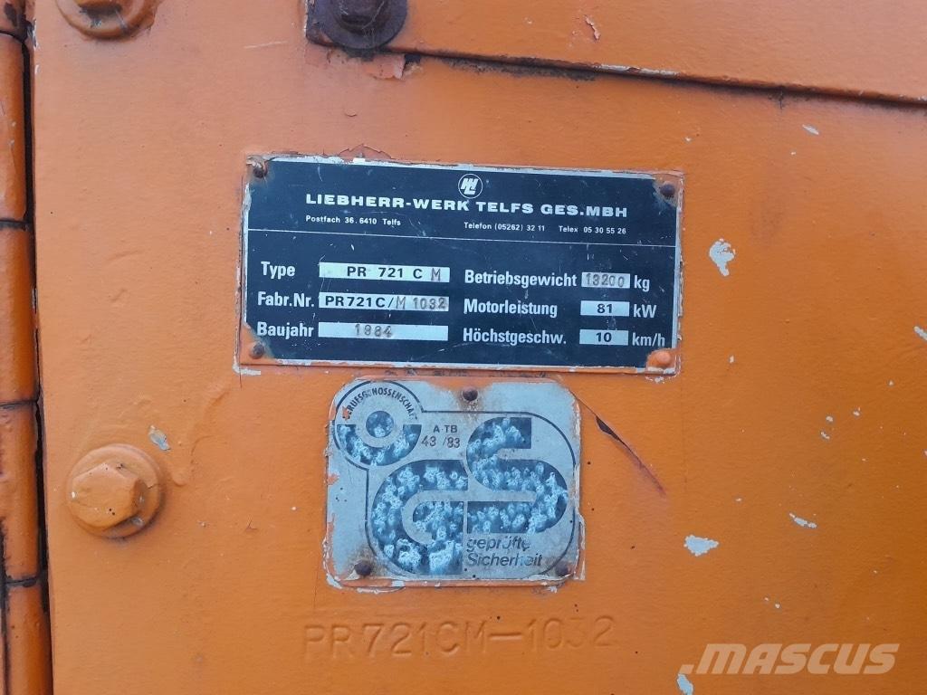 Liebherr PR 721 C Pásové dozery