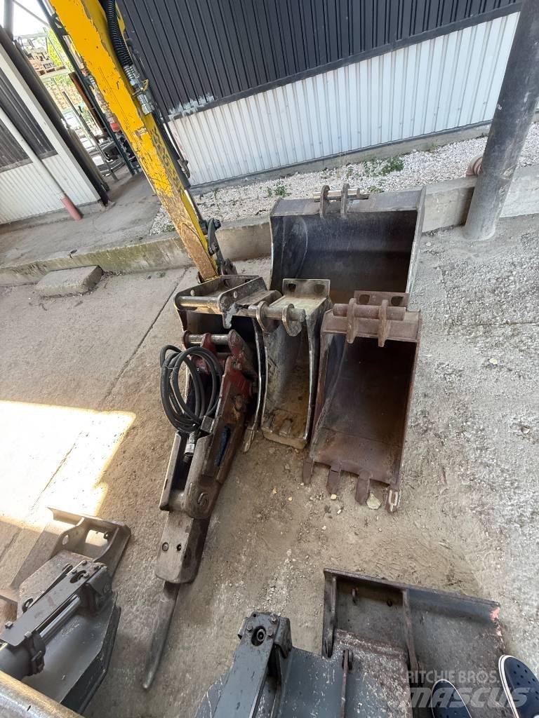 Wacker Neuson 9503 Kolová rýpadla