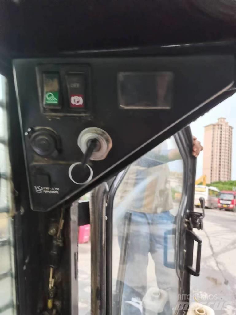 Bobcat S 250 Smykem řízené nakladače