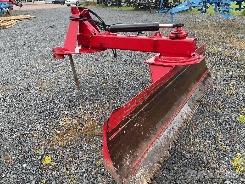 Vama 300 JH 2 Tažené radlice
