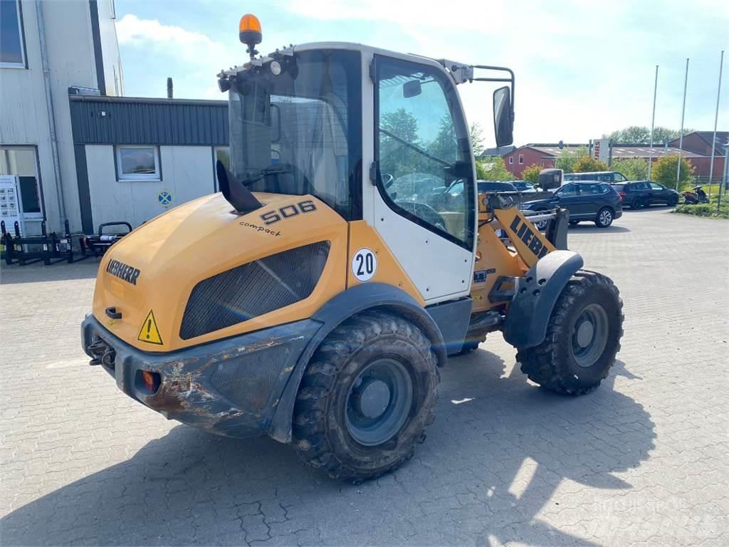 Liebherr L 506 C Kolové nakladače