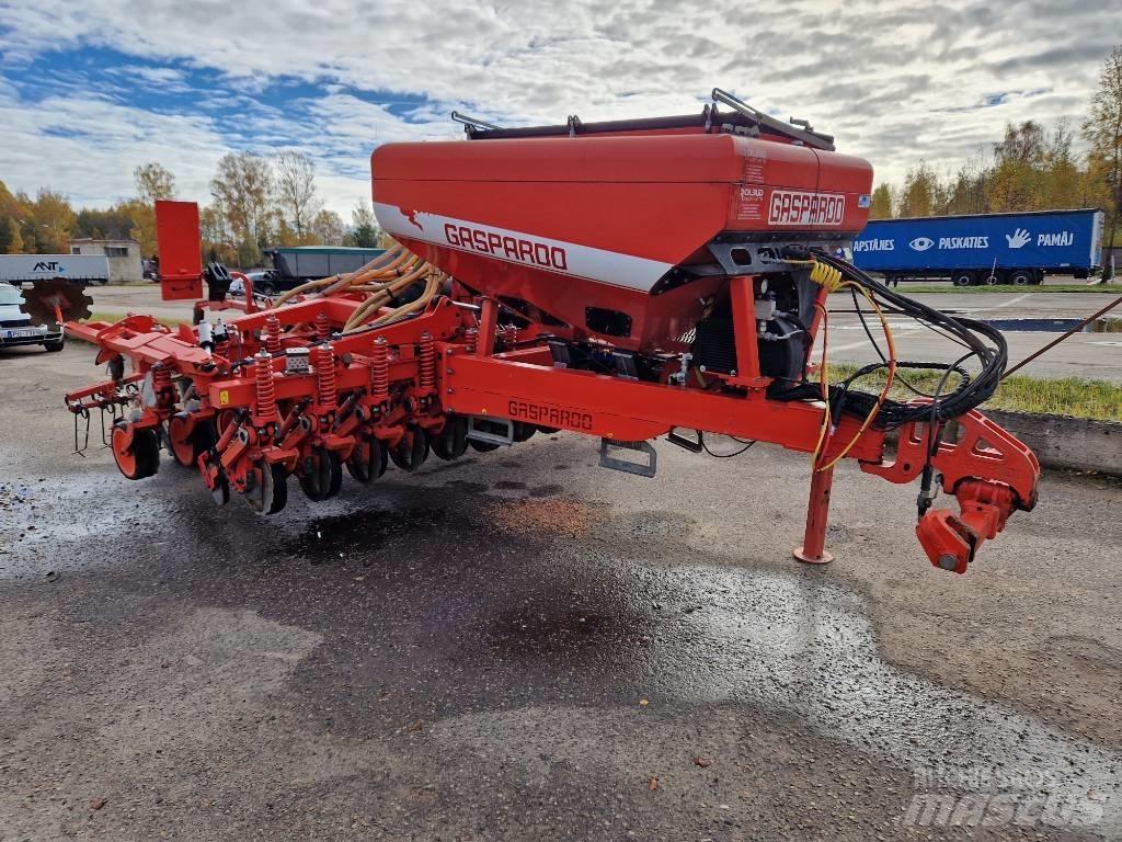 Maschio Gigante 400 Mechanické secí stroje