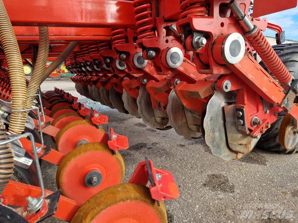Maschio Gigante 400 Mechanické secí stroje