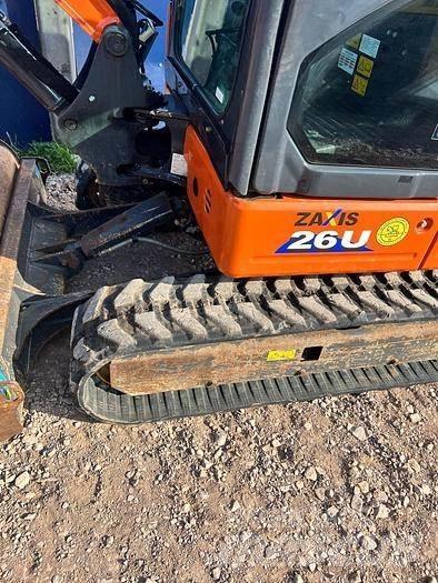 Hitachi ZX26U Mini rýpadla < 7t