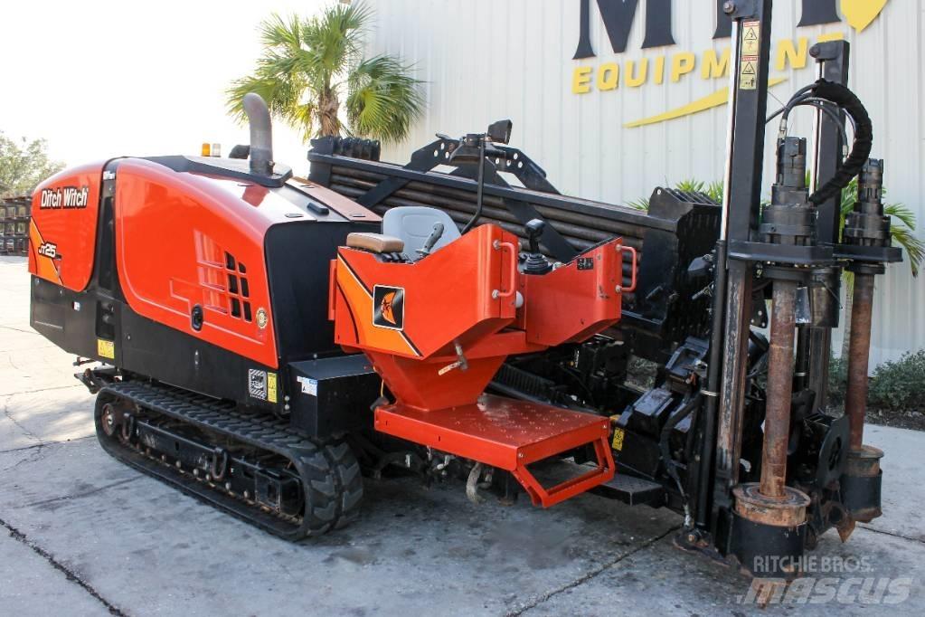 Ditch Witch JT25 Horizontální vrtací zařízení