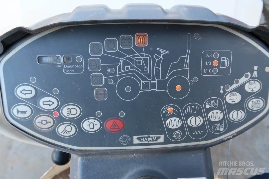 Hamm HD 12 VV Tandemové válce