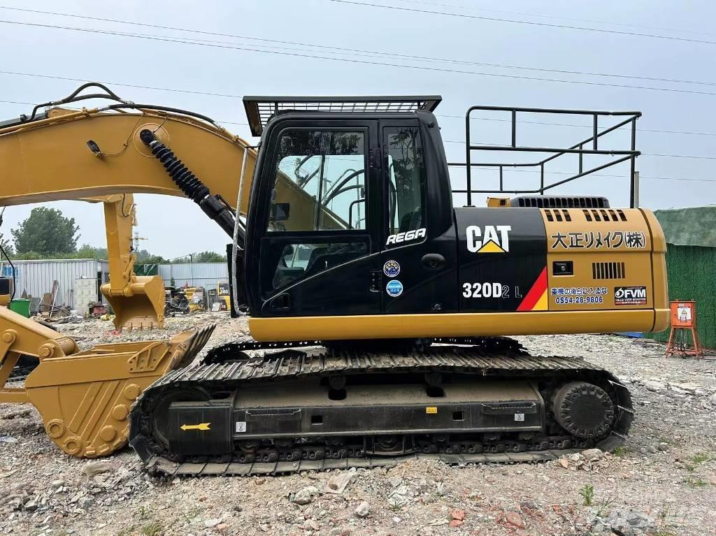 CAT 320 D2L Midi rýpadla 7t - 12t