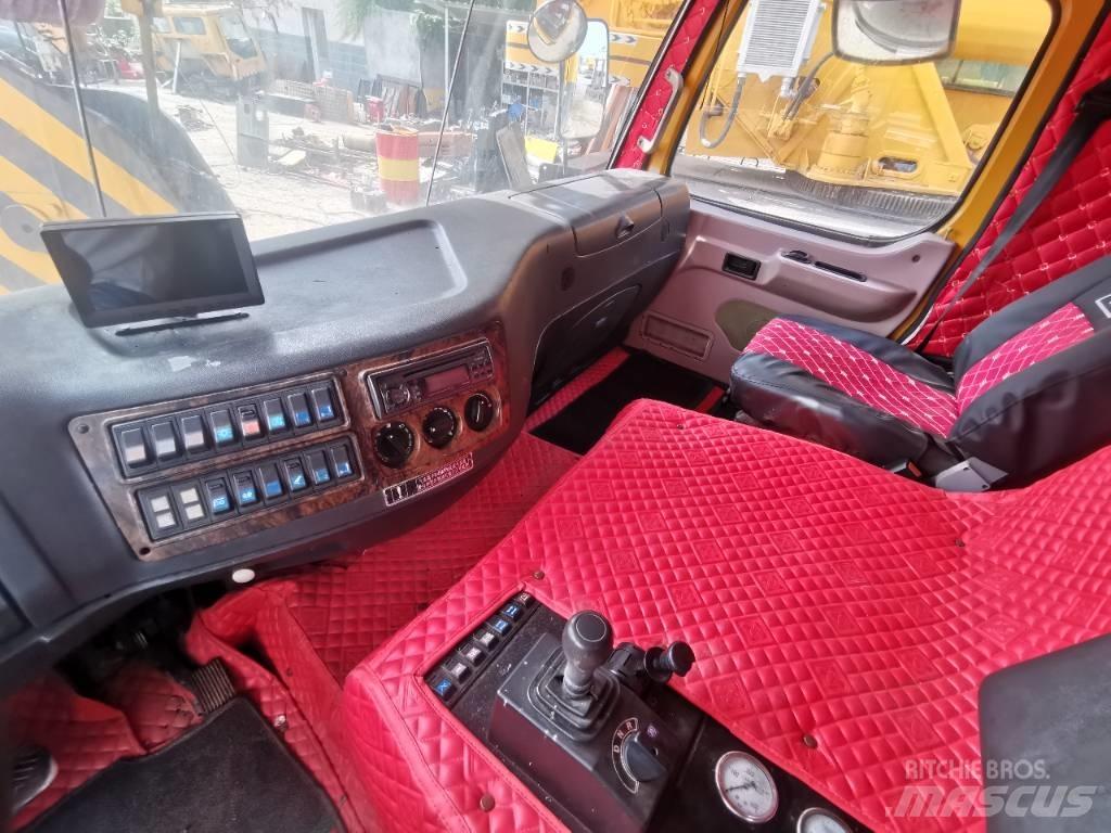 XCMG QAY 160 Univerzální terénní jeřáby