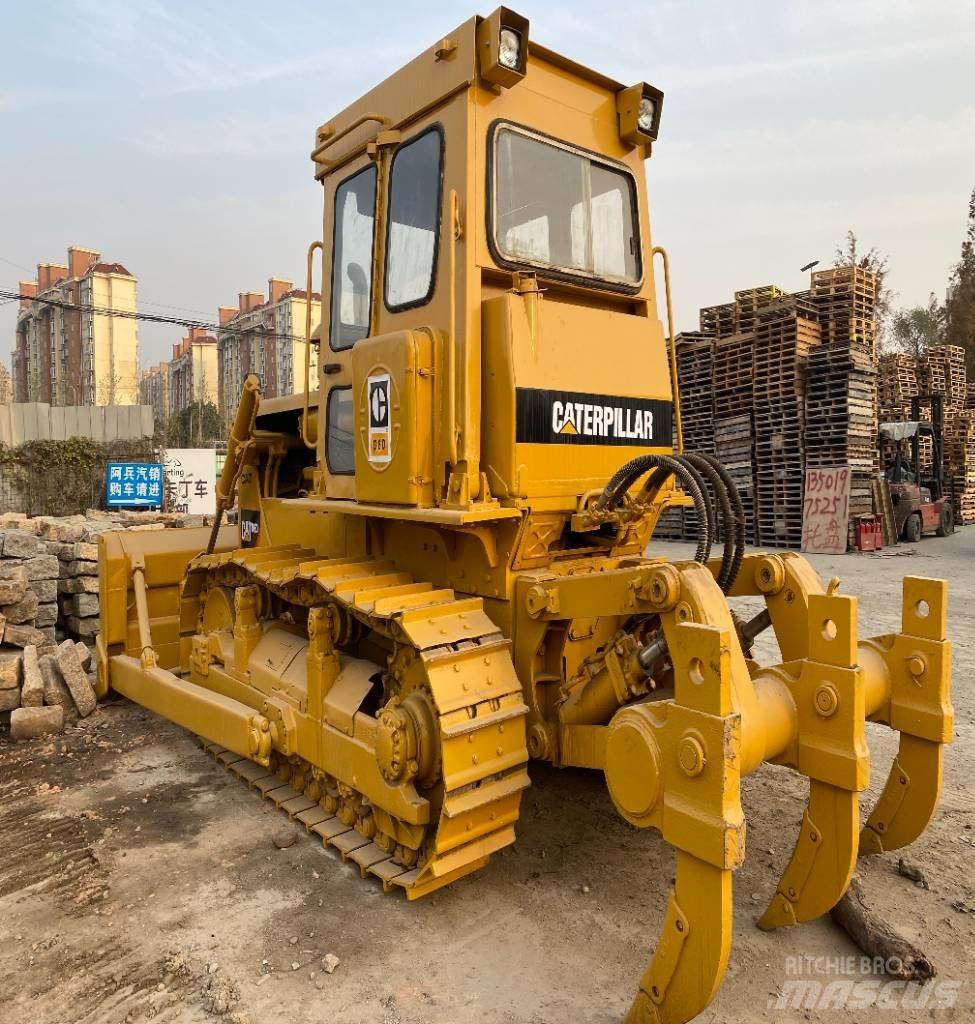 CAT D 6 D Pásové dozery