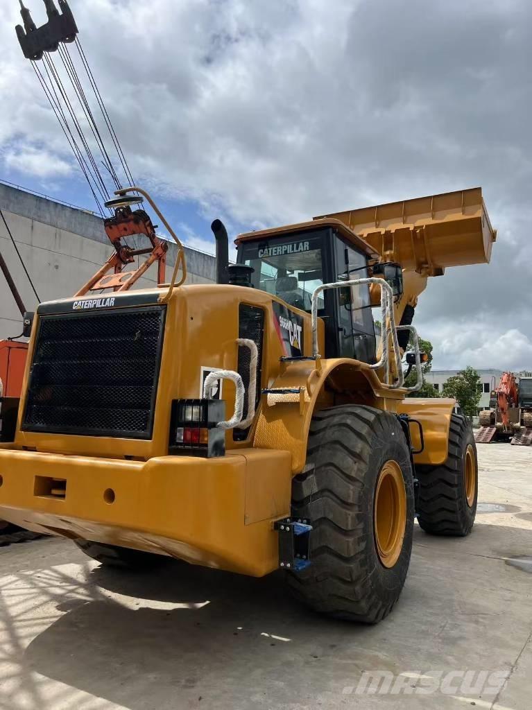 CAT 966 H Kolové nakladače