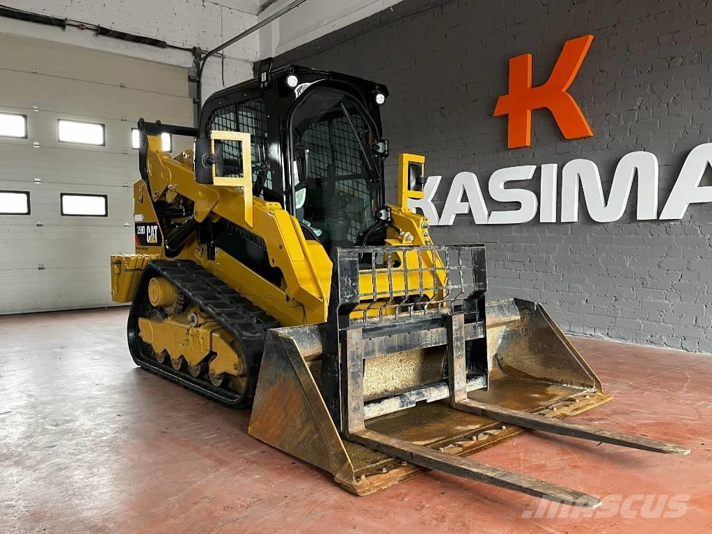 CAT 259 D Smykem řízené nakladače