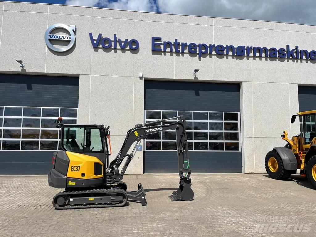 Volvo EC37F Mini rýpadla < 7t