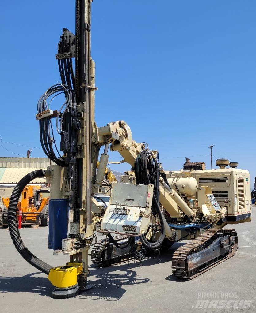 Atlas Copco ECM 490 Povrchové vrtací stroje