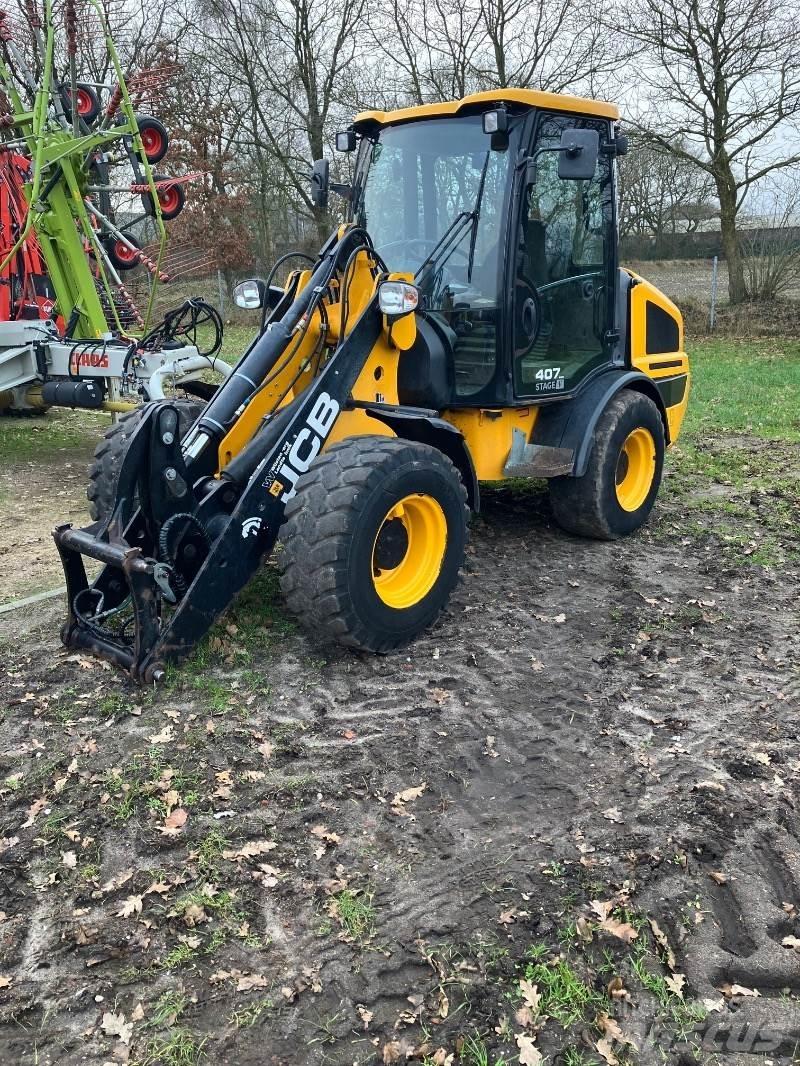 JCB 407 Kolové nakladače