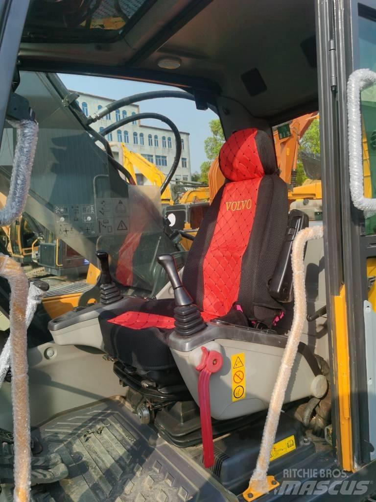 Volvo EC 250 D L Pásová rýpadla