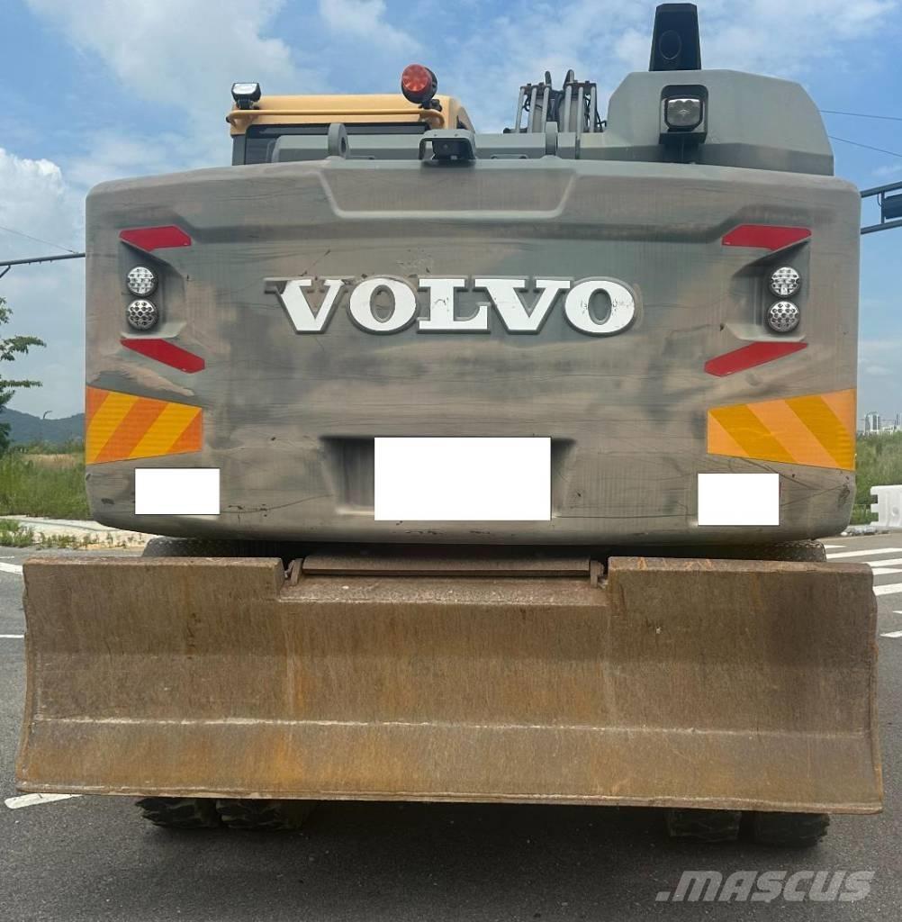 Volvo EW 140 Kolová rýpadla