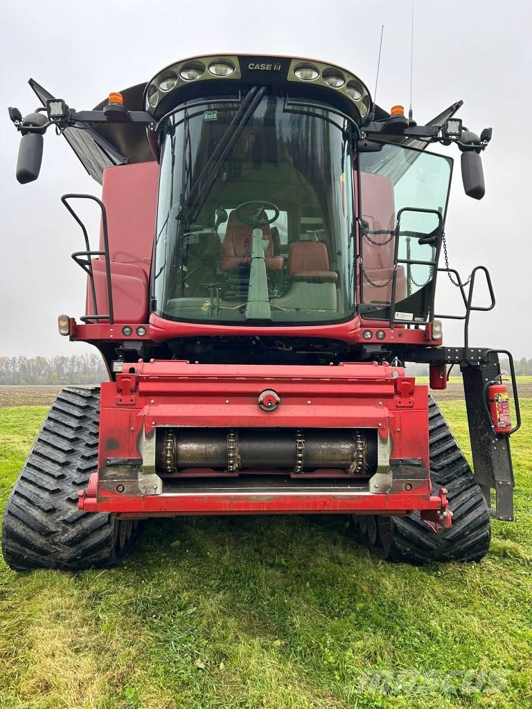 Case IH 8250 Sklízecí mlátičky