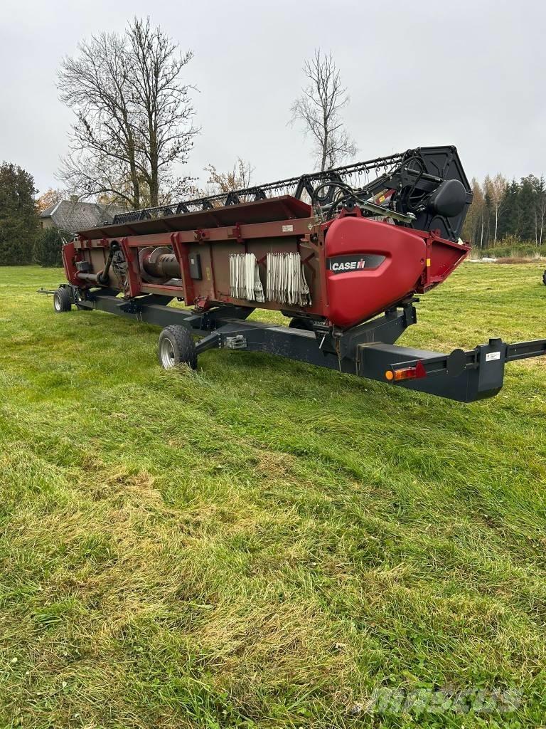 Case IH 8250 Sklízecí mlátičky