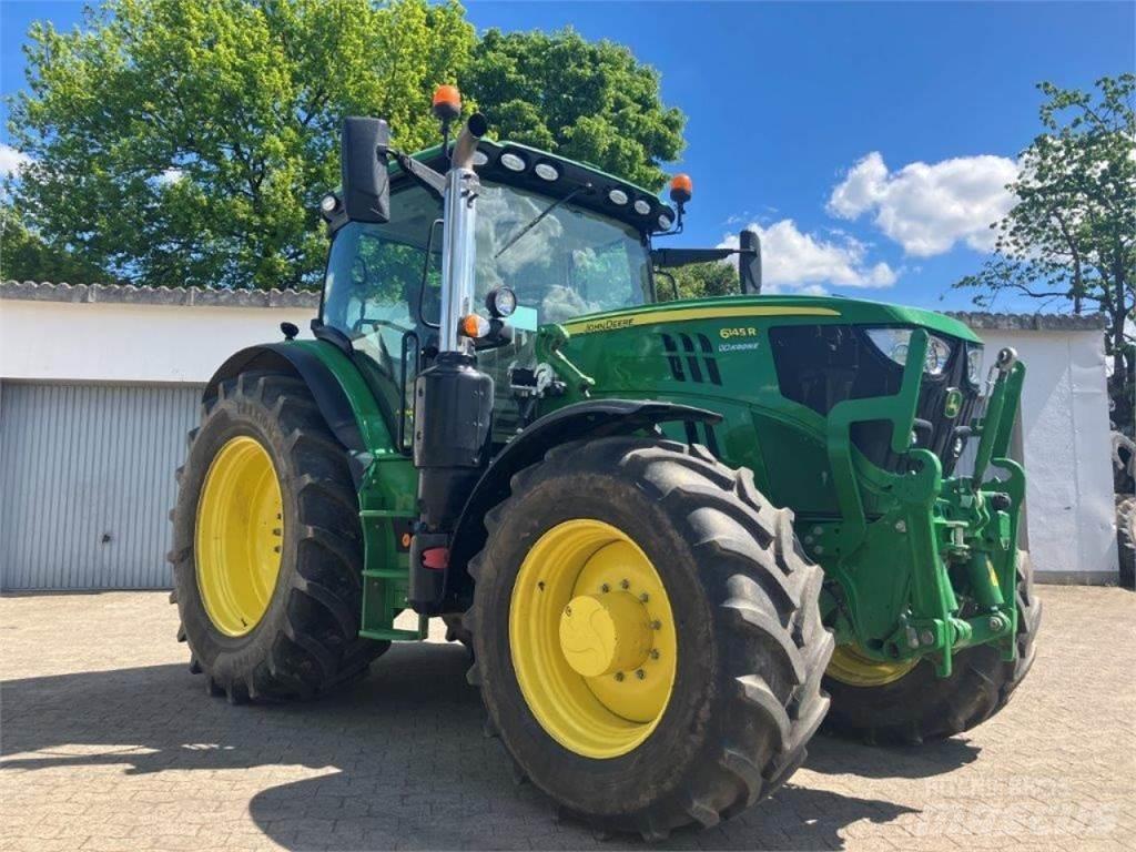 John Deere 6145R Traktory