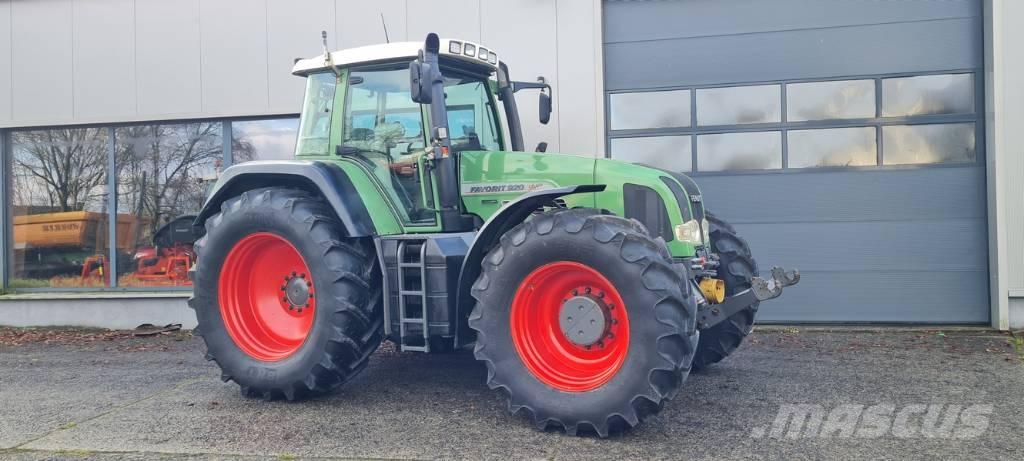 Fendt 920 Vario Traktory