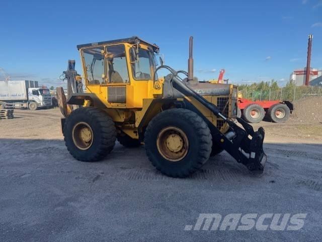 Volvo BM 6300 Rýpadlo-nakladače