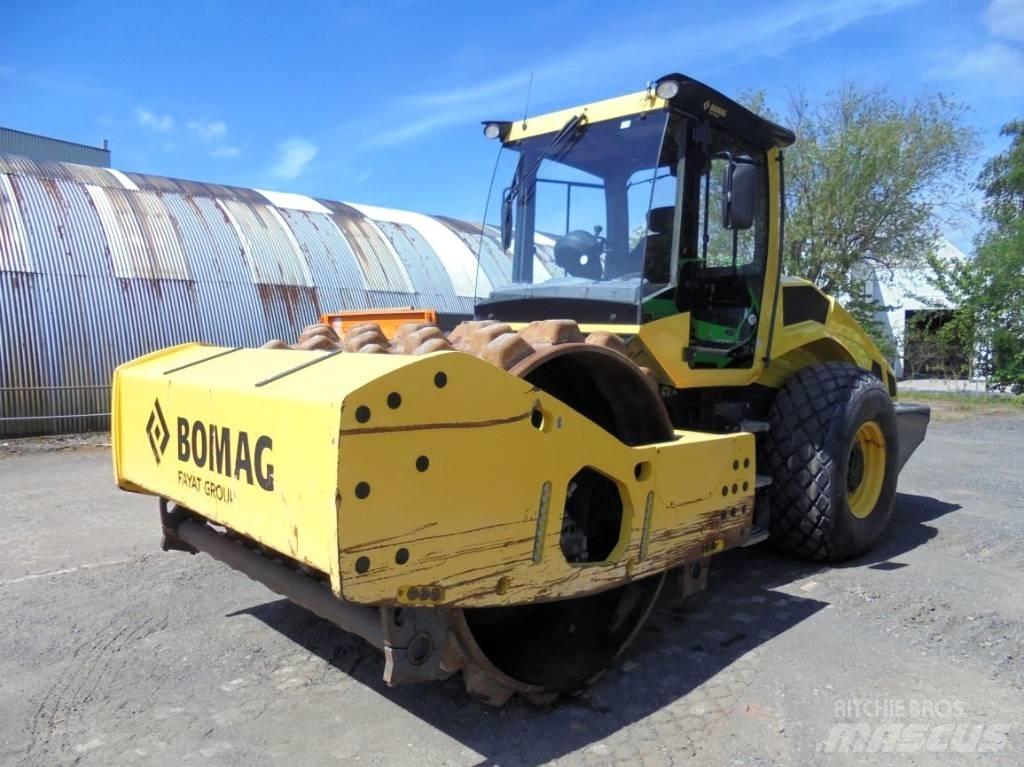Bomag BW 219 PDH-5 Tahačové válce