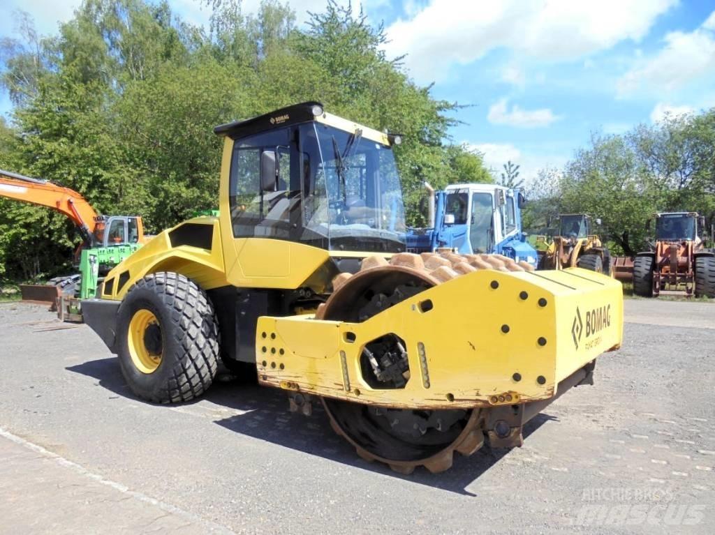 Bomag BW 219 PDH-5 Tahačové válce