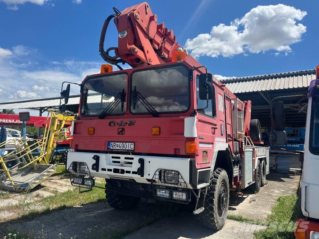 MAN 26.402 Teleskopické plošiny