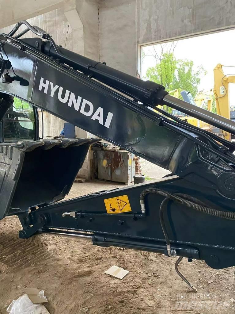 Hyundai 225LC-9 Pásová rýpadla