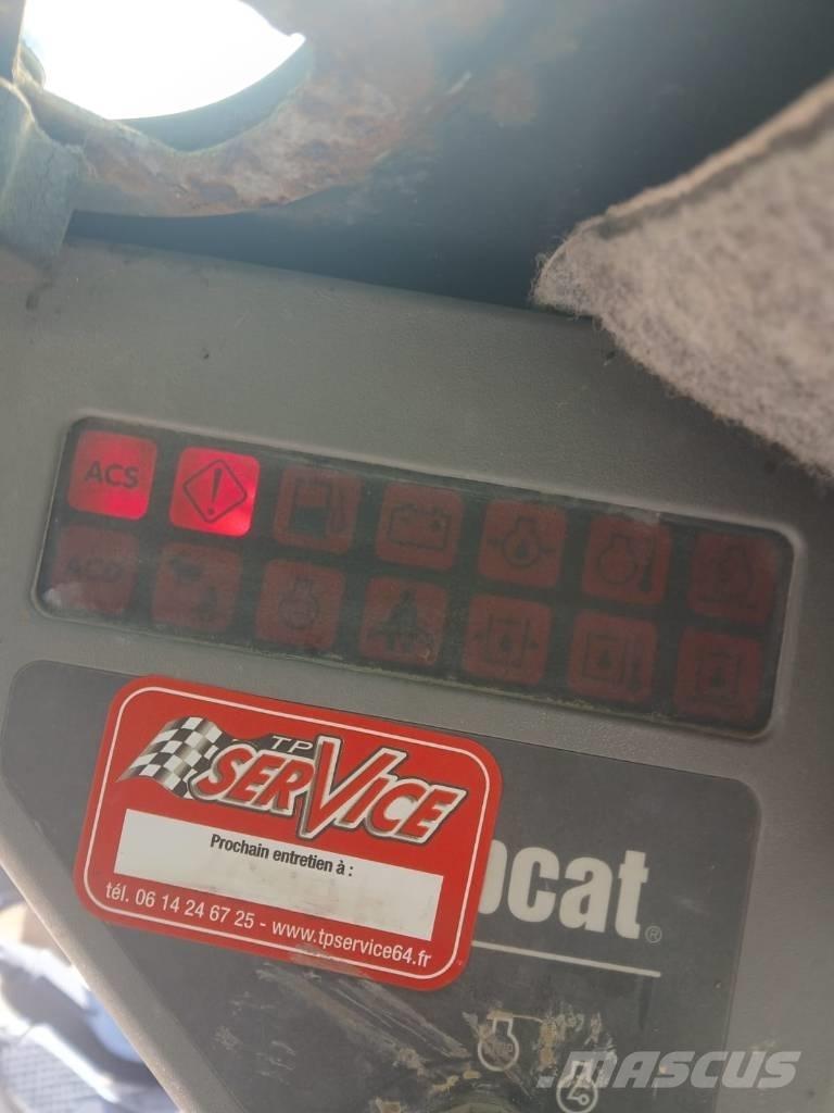Bobcat T 190 Pásové nakladače