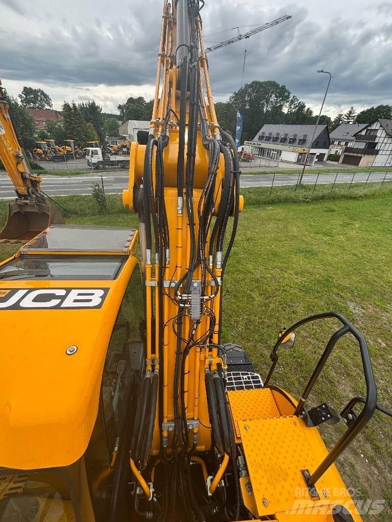 JCB JS 145 W Kolová rýpadla