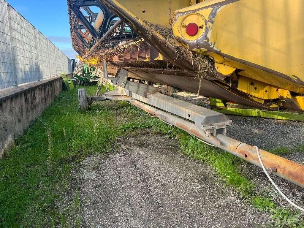 New Holland Tipo 30 Kombajnové hlavice