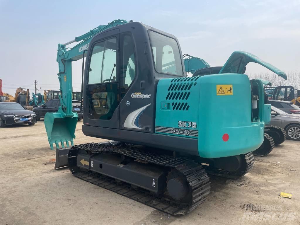 Kobelco SK 75 Mini rýpadla < 7t