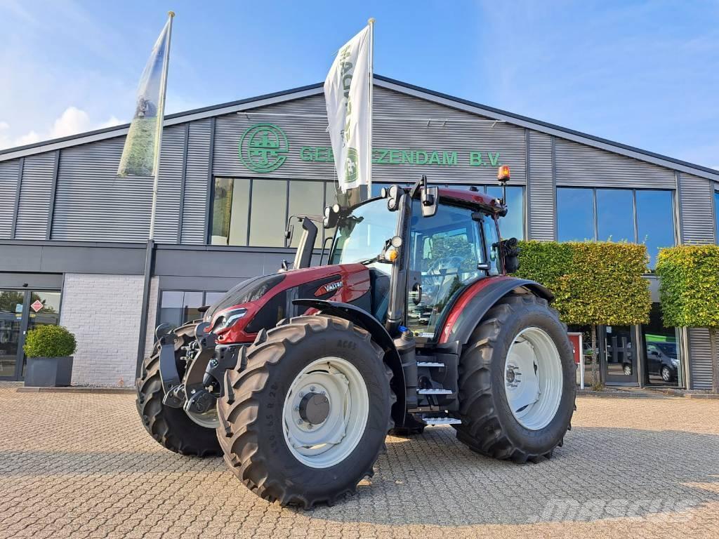 Valtra G 135 Active Traktory